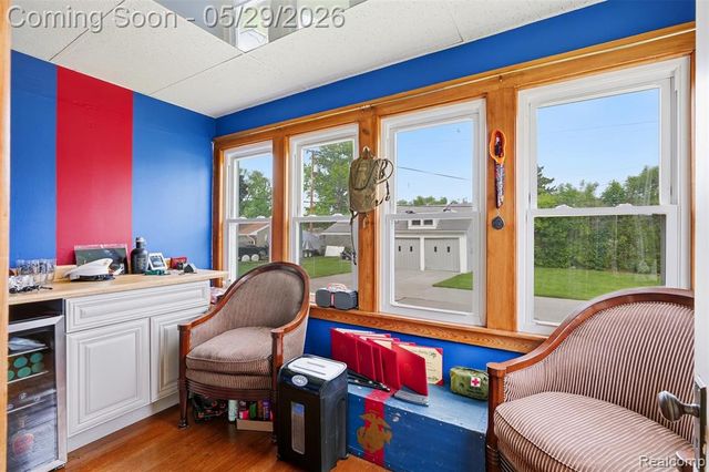 24248 Hayes Avenue, Eastpointe, MI 48021