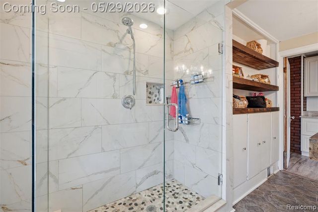 24248 Hayes Avenue, Eastpointe, MI 48021