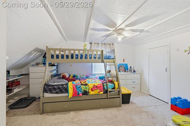 24248 Hayes Avenue, Eastpointe, MI 48021