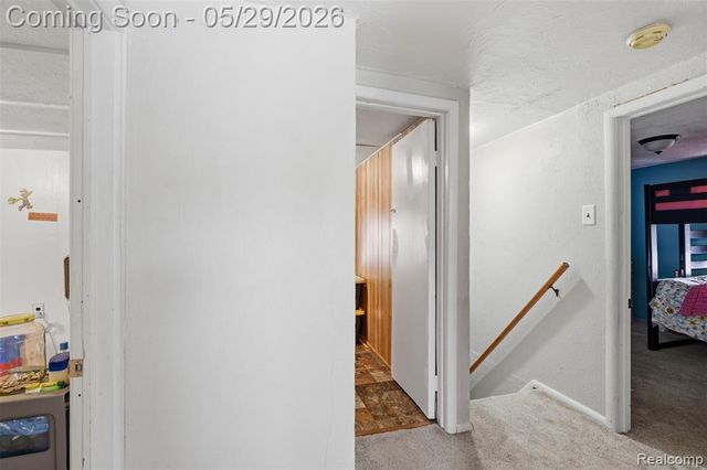 24248 Hayes Avenue, Eastpointe, MI 48021