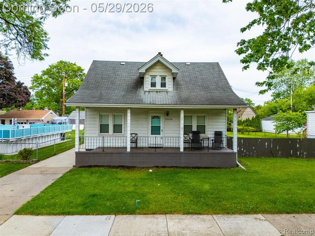 24248 Hayes Avenue, Eastpointe, MI 48021