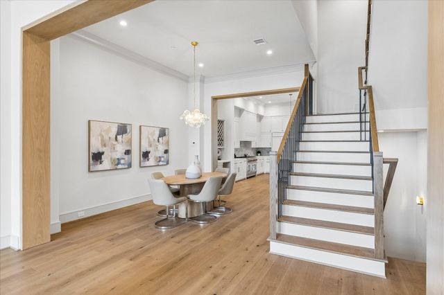 1215 W Pierce Street, Houston, TX 77019