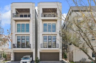 1215 W Pierce Street, Houston, TX 77019