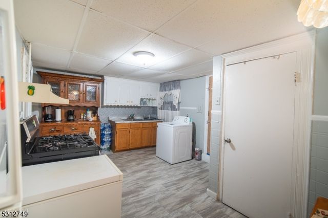 124 Stone St 2, Newark City, NJ 07104