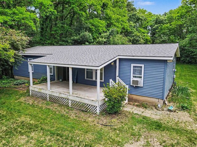 55719 Resort Road, Three Rivers, MI 49093