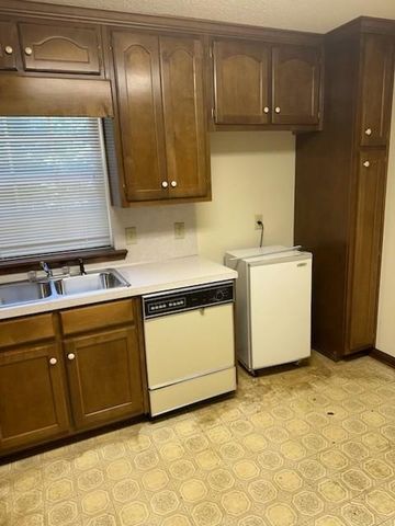 1481 Yates Cove, Lawrenceville, GA 30043