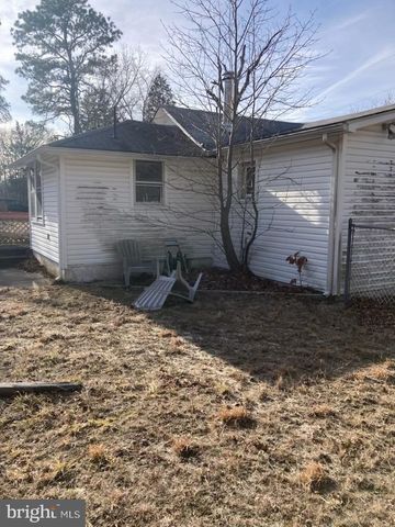 636 WASHINGTON AVE, Egg Harbor City, NJ 08215