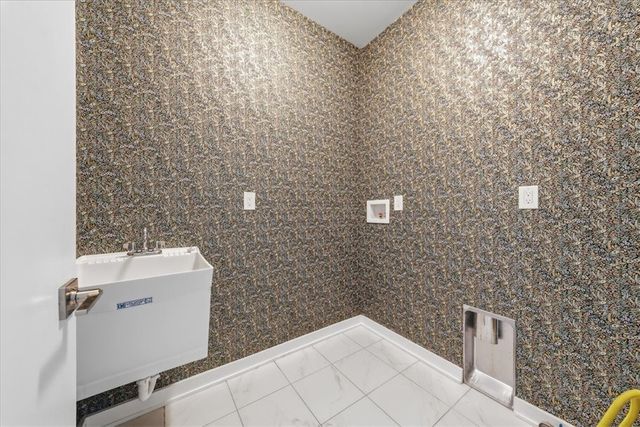 5575 Berlin Way, Lawrenceville, PA 15201