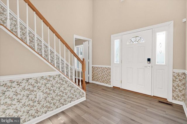 1004 LINDFIELD DR, Frederick, MD 21702