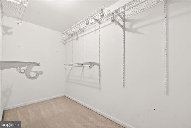 1004 LINDFIELD DR, Frederick, MD 21702