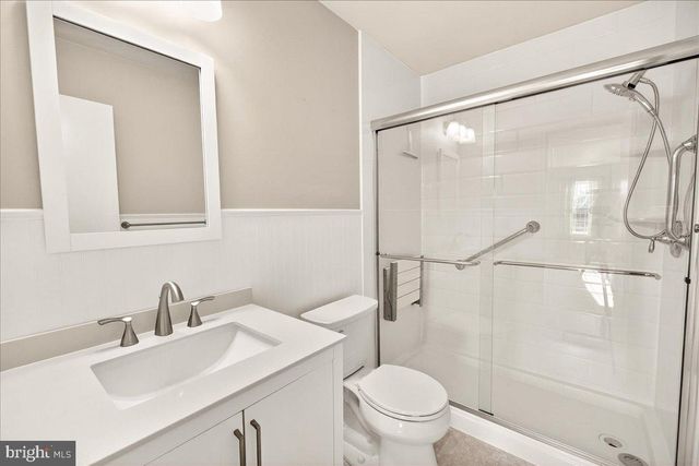 1004 LINDFIELD DR, Frederick, MD 21702