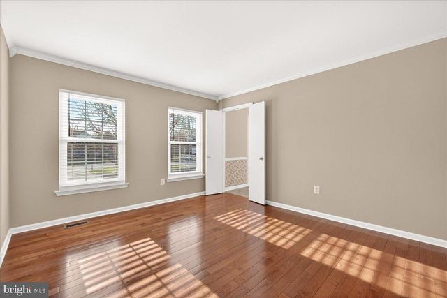 1004 LINDFIELD DR, Frederick, MD 21702