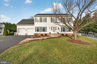 1004 LINDFIELD DR, Frederick, MD 21702