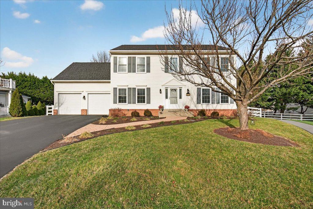 1004 LINDFIELD DR, Frederick, MD 21702
