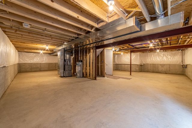 13131 Rutledge Place, Crown Point, IN 46307