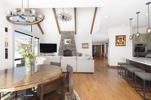 19 White Grass, Big Sky, MT 59716