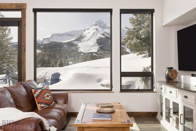 19 White Grass, Big Sky, MT 59716