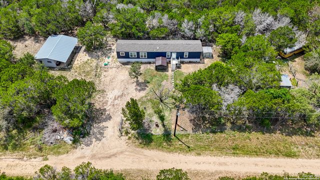 176 Hidden Valley, Bandera, TX 78003