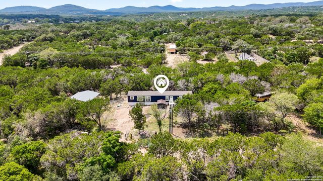 176 Hidden Valley, Bandera, TX 78003