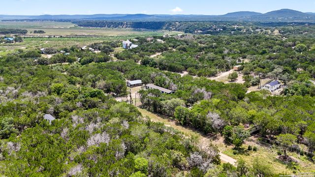 176 Hidden Valley, Bandera, TX 78003