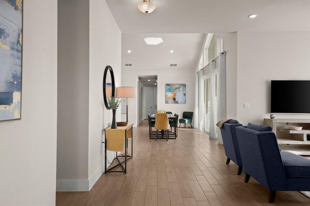 8810 Bestride BND, Austin, TX 78744