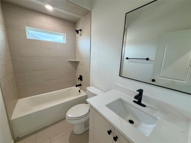 2704 Village Road, Granbury, TX 76049