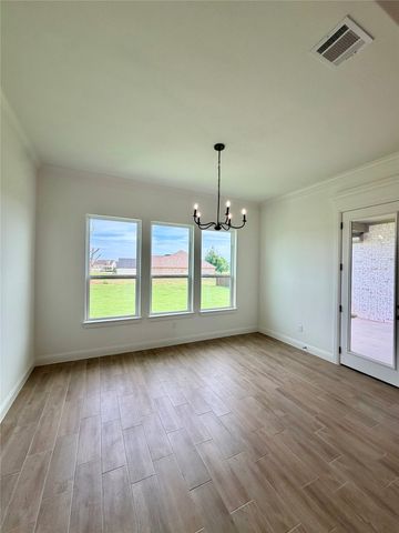 2704 Village Road, Granbury, TX 76049