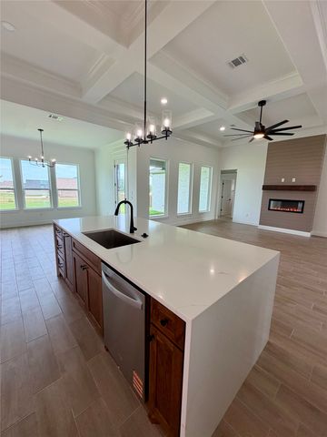 2704 Village Road, Granbury, TX 76049