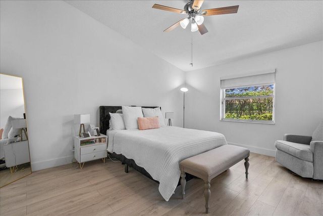 8304 Vía Di Veneto, Boca Raton, FL 33496