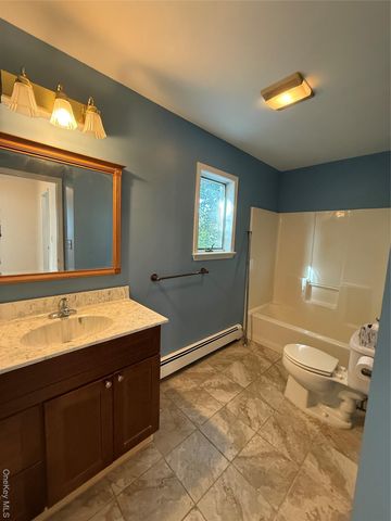 39 Royce Avenue, Middletown, NY 10940