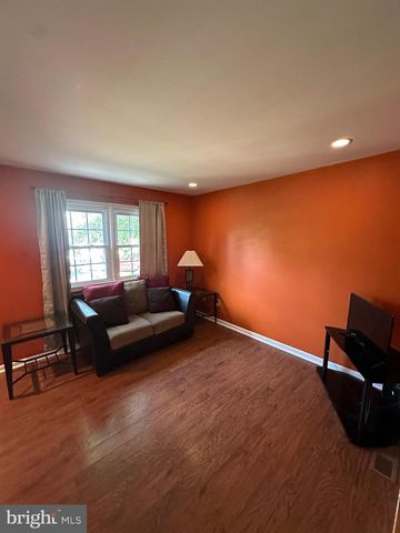 745 CEDAR CT, Red Hill, PA 18076