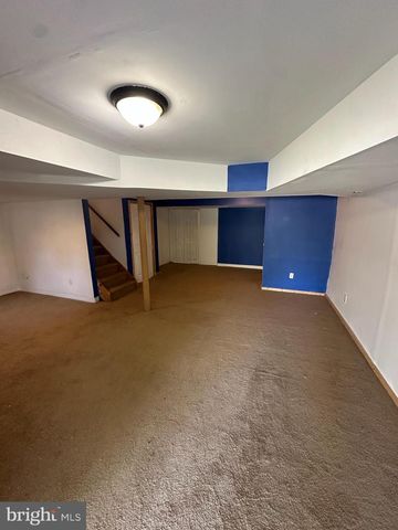 745 CEDAR CT, Red Hill, PA 18076