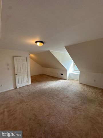 745 CEDAR CT, Red Hill, PA 18076