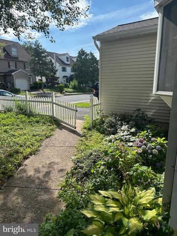 745 CEDAR CT, Red Hill, PA 18076