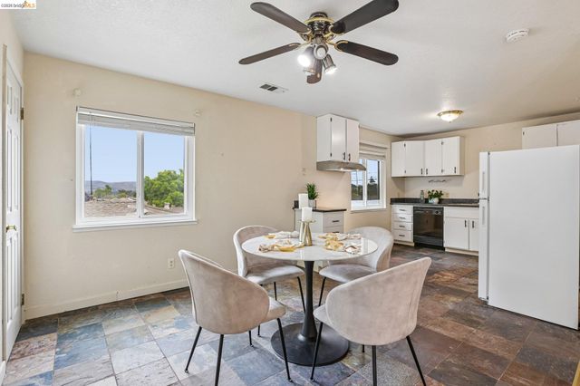 1917 Sequoia Dr, Martinez, CA 94553