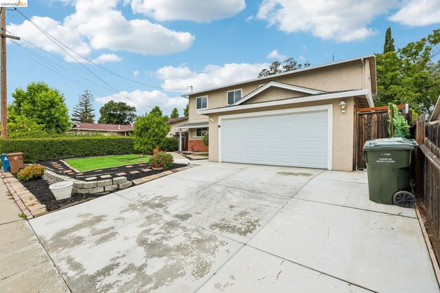 1917 Sequoia Dr, Martinez, CA 94553