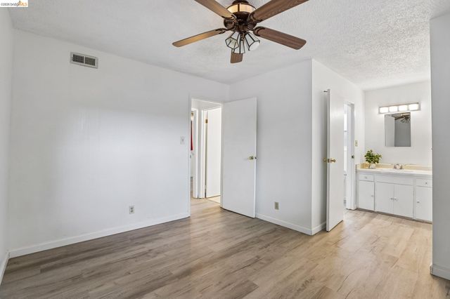 1917 Sequoia Dr, Martinez, CA 94553