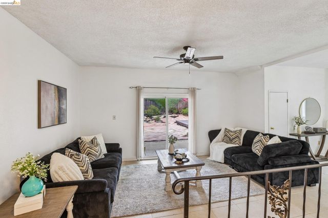 1917 Sequoia Dr, Martinez, CA 94553