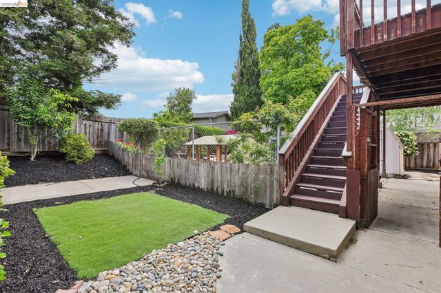 1917 Sequoia Dr, Martinez, CA 94553