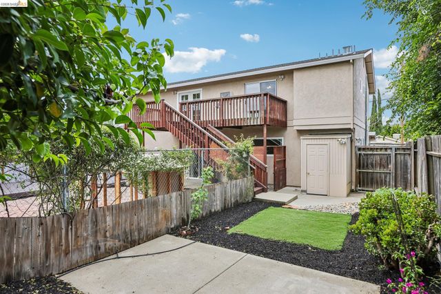 1917 Sequoia Dr, Martinez, CA 94553