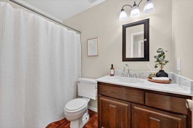 1012 Plover Lane, Arlington, TX 76015