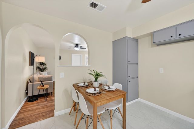 1012 Plover Lane, Arlington, TX 76015