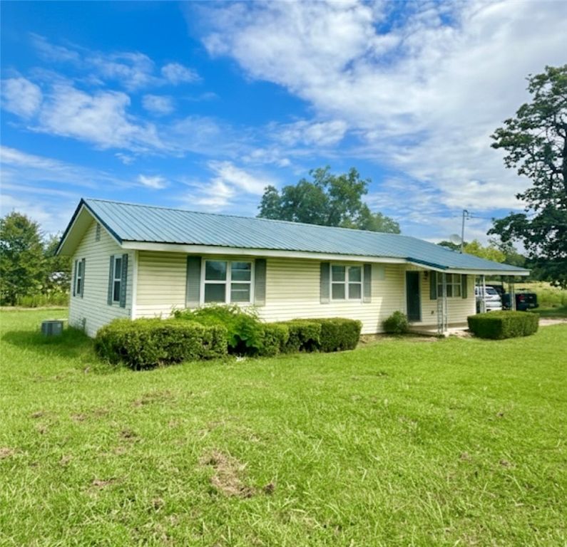 9730 Wandering Way, Altus, AR 72821