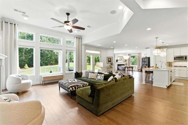 6411 Winter Harbor Drive, Flowery Branch, GA 30542