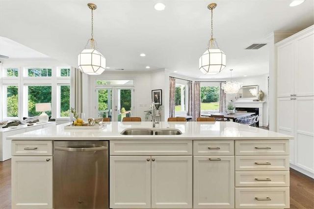 6411 Winter Harbor Drive, Flowery Branch, GA 30542