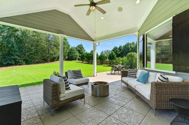 6411 Winter Harbor Drive, Flowery Branch, GA 30542