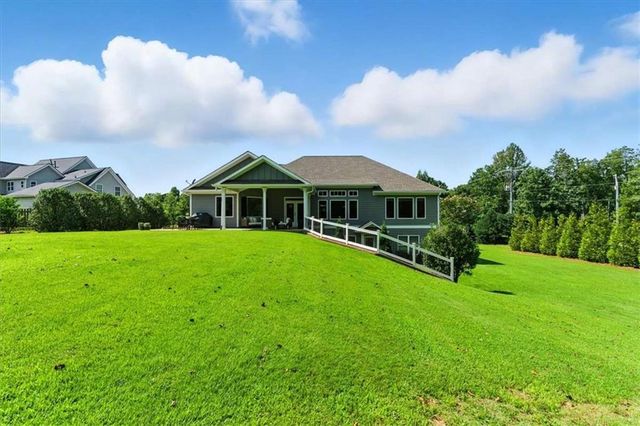 6411 Winter Harbor Drive, Flowery Branch, GA 30542