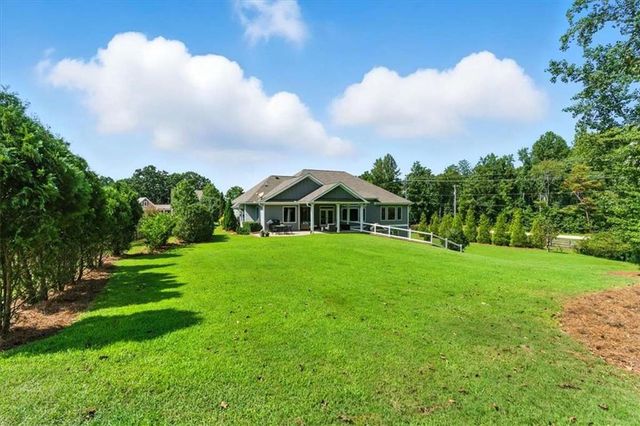 6411 Winter Harbor Drive, Flowery Branch, GA 30542