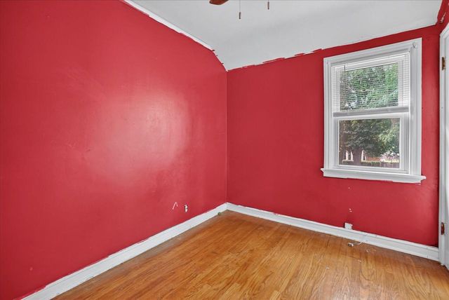 3939 N 41st STREET, Milwaukee, WI 53216
