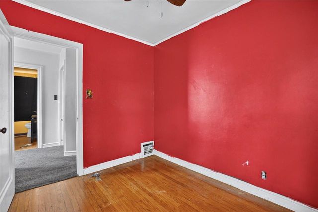 3939 N 41st STREET, Milwaukee, WI 53216